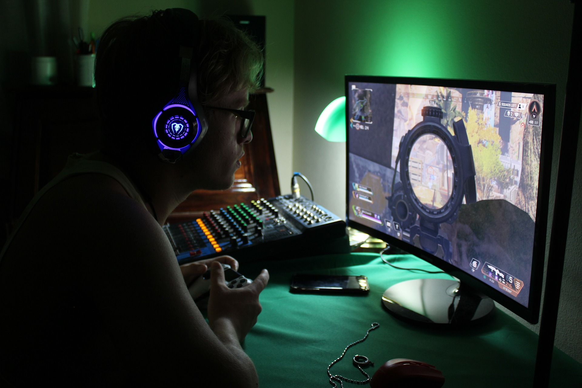 gaming-4970616_1920(1)